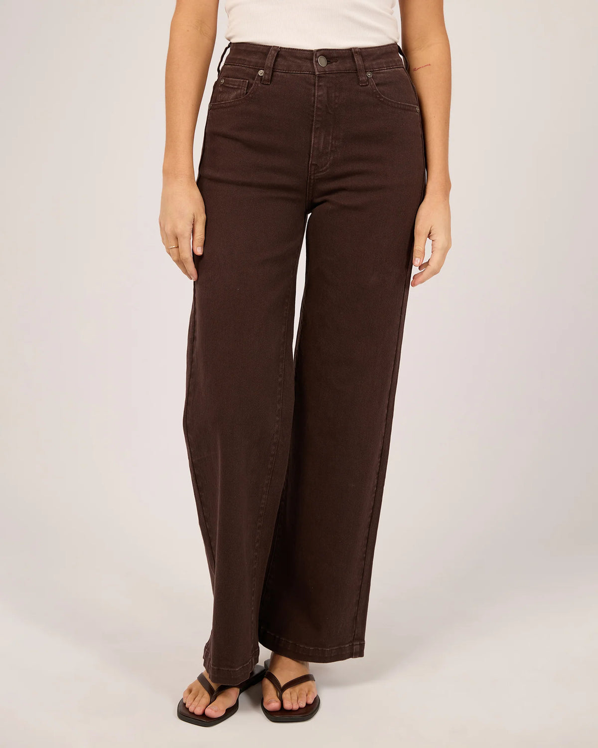 Jacqui Wide Leg Jeans – Brown | Stretch Denim Jeans