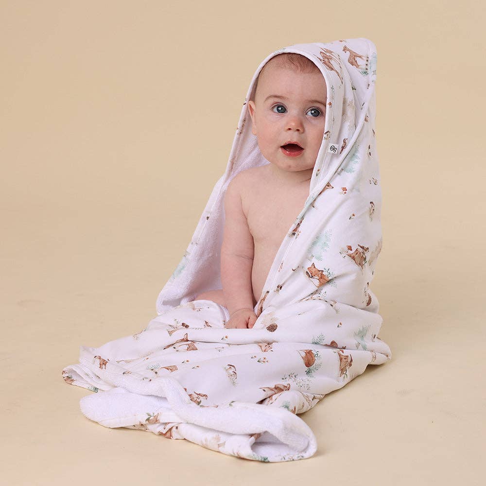 Snuggle Hunny Woodland Tales Organic Hooded Baby Towel – Strawberry