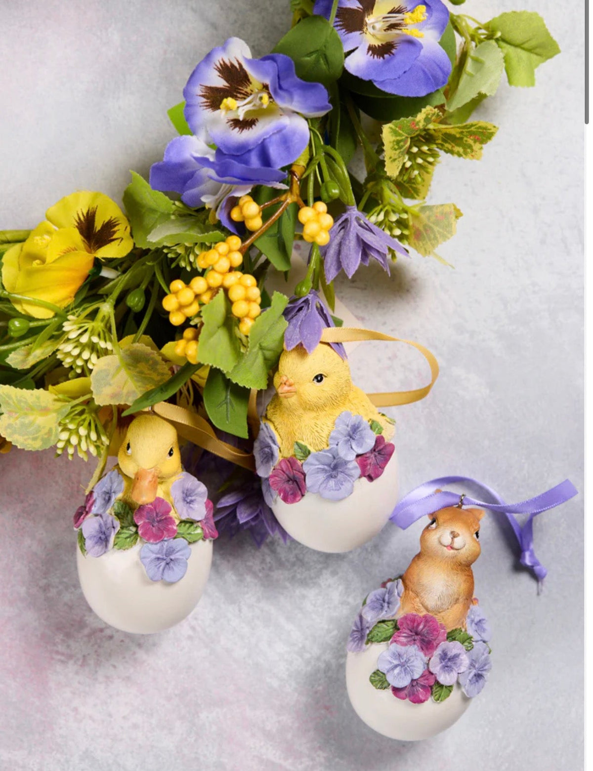 Rabbit Hanging Pansy Egg Easter
