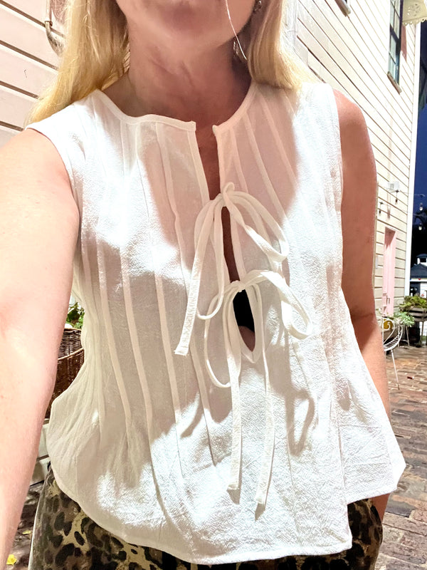Nova White Bow Top