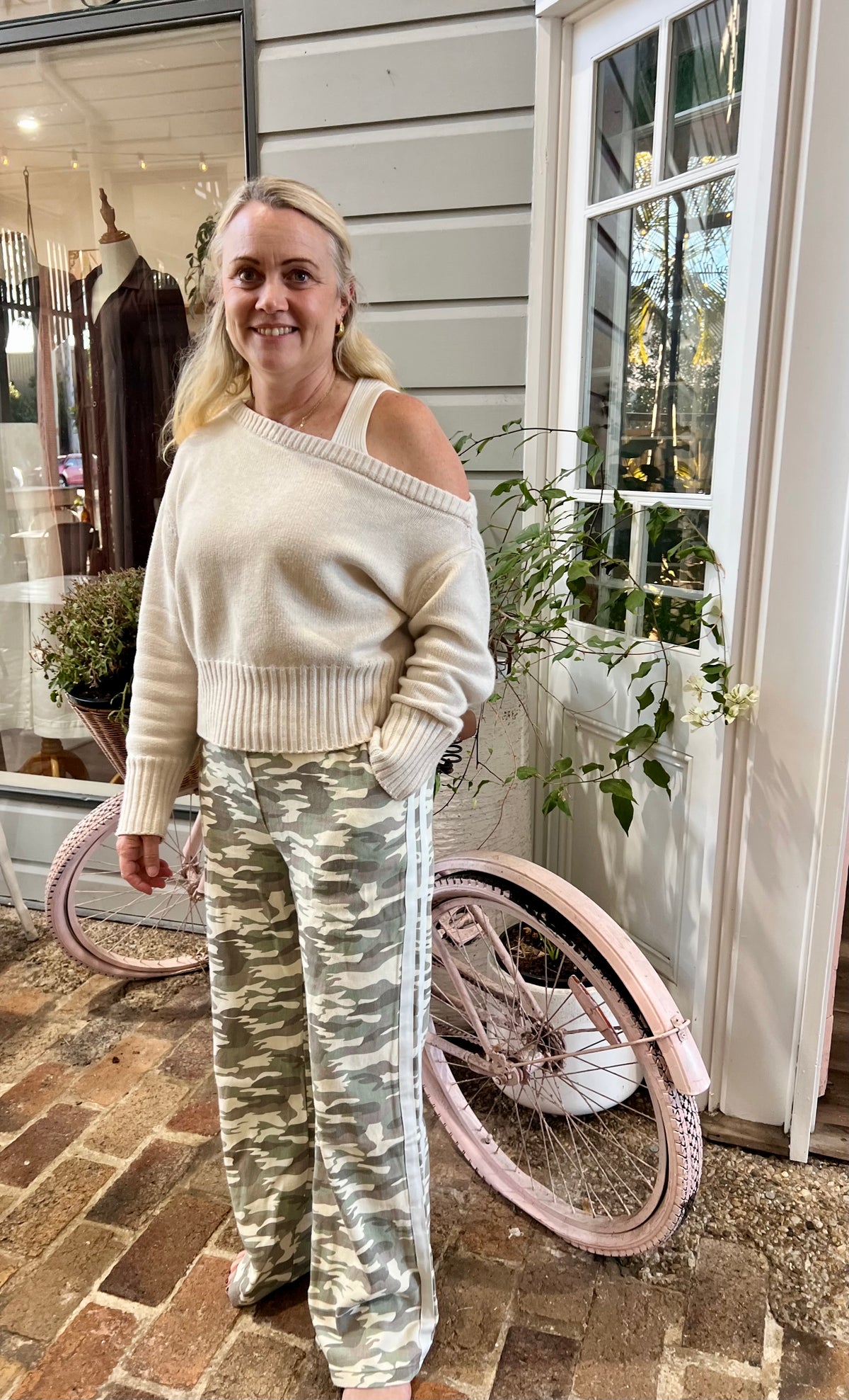 By Frankie Camo with White Stripe Pant