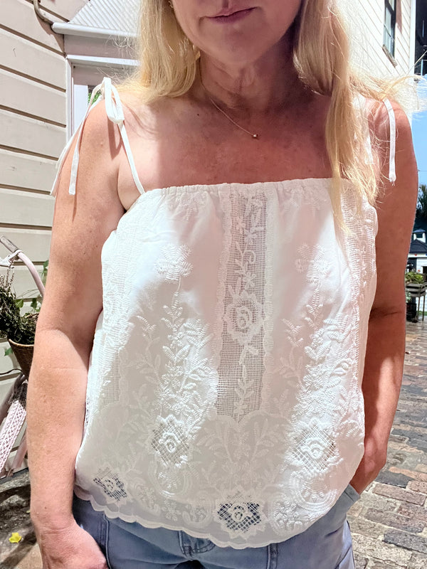 Myra Detail White Top
