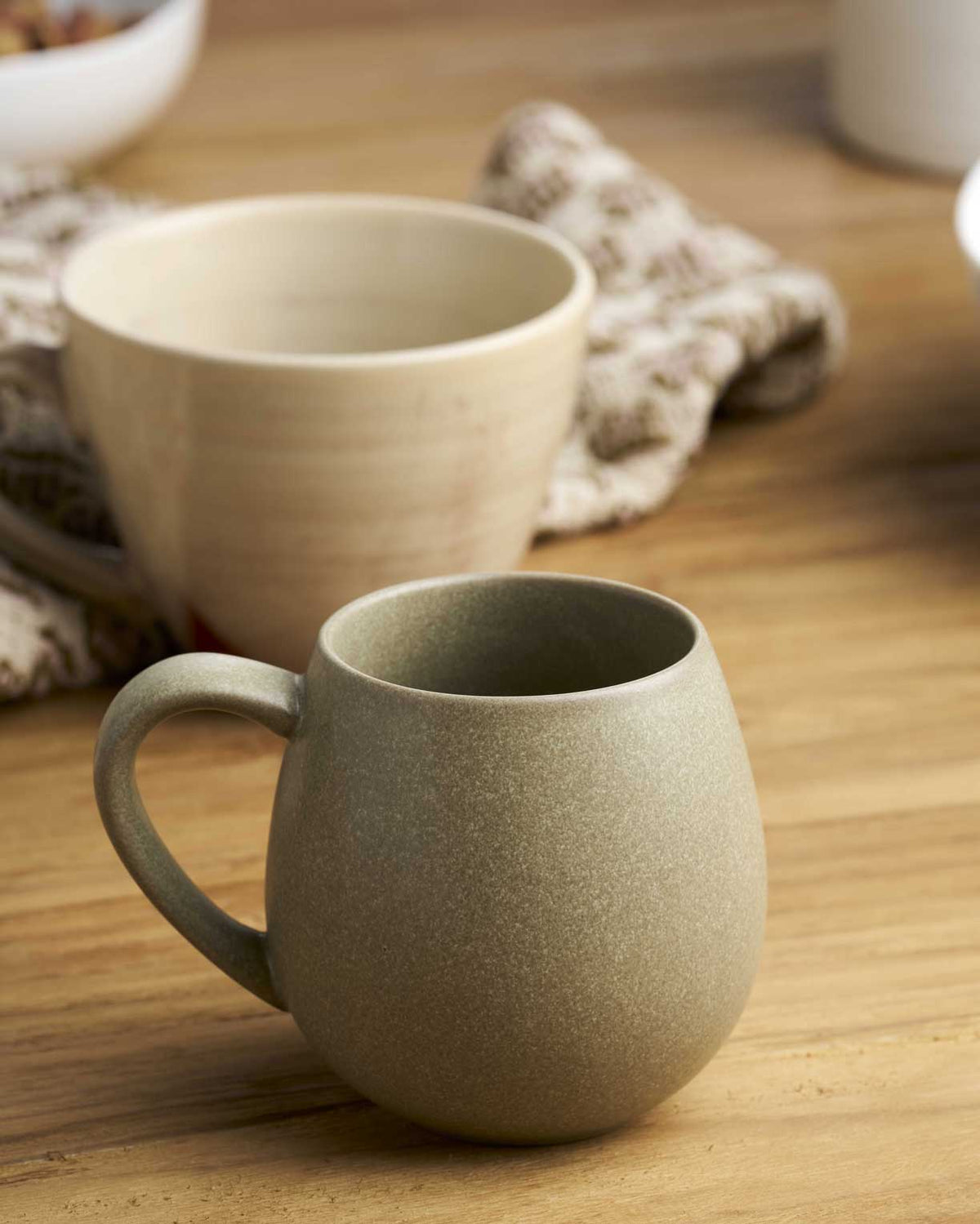 Olive Hug Mug