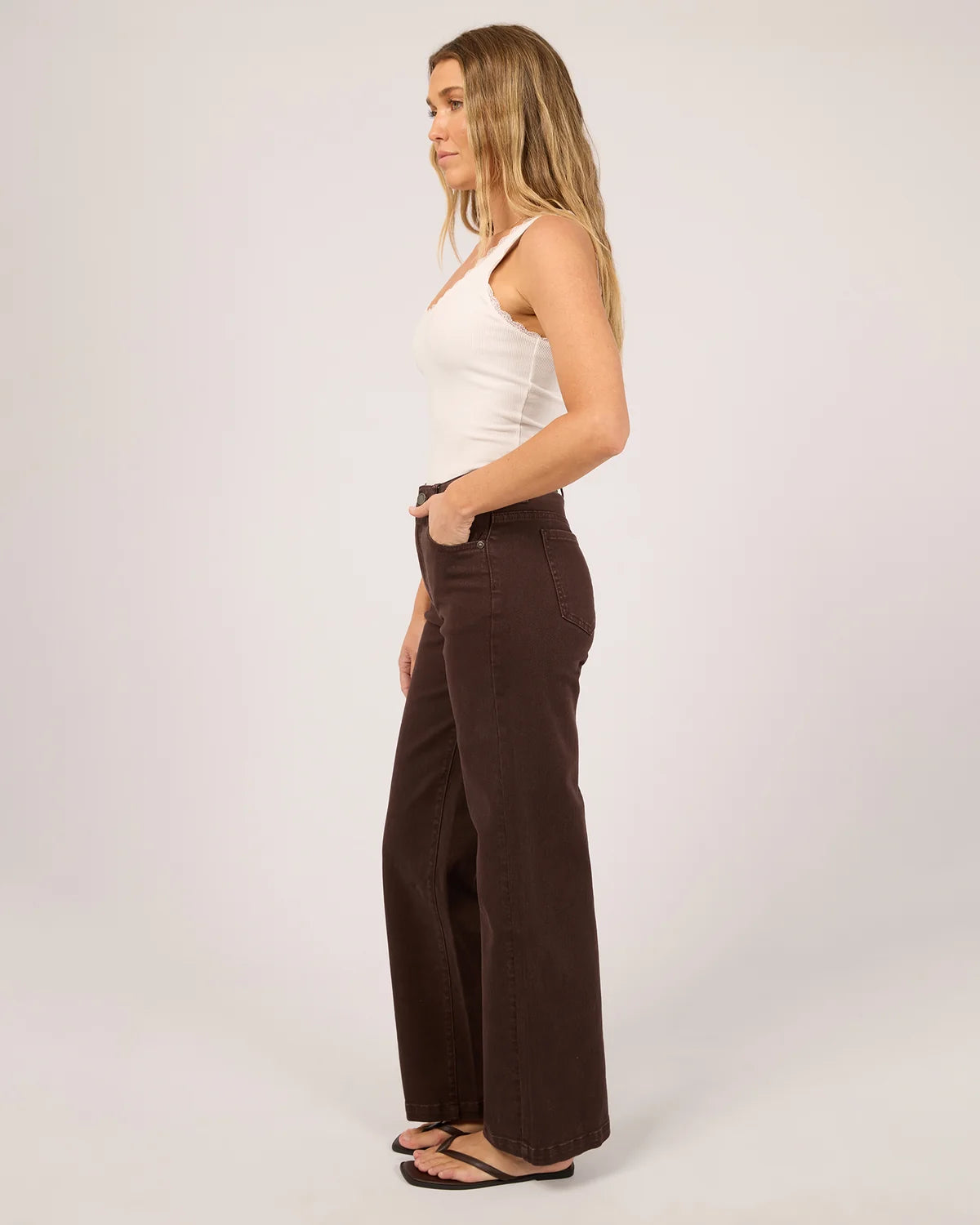 Jacqui Wide Leg Jeans – Brown | Stretch Denim Jeans