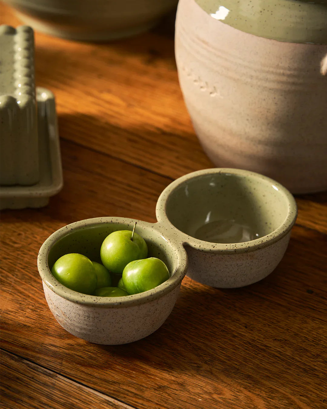 Condiment Set in Peppercorn