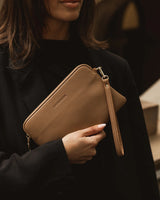 Poppy Clutch- Honey