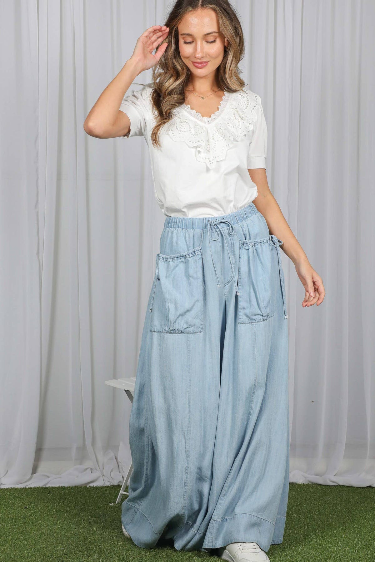 Scallop Edge Eyelet Lace Accent 100%Cotton Blouse