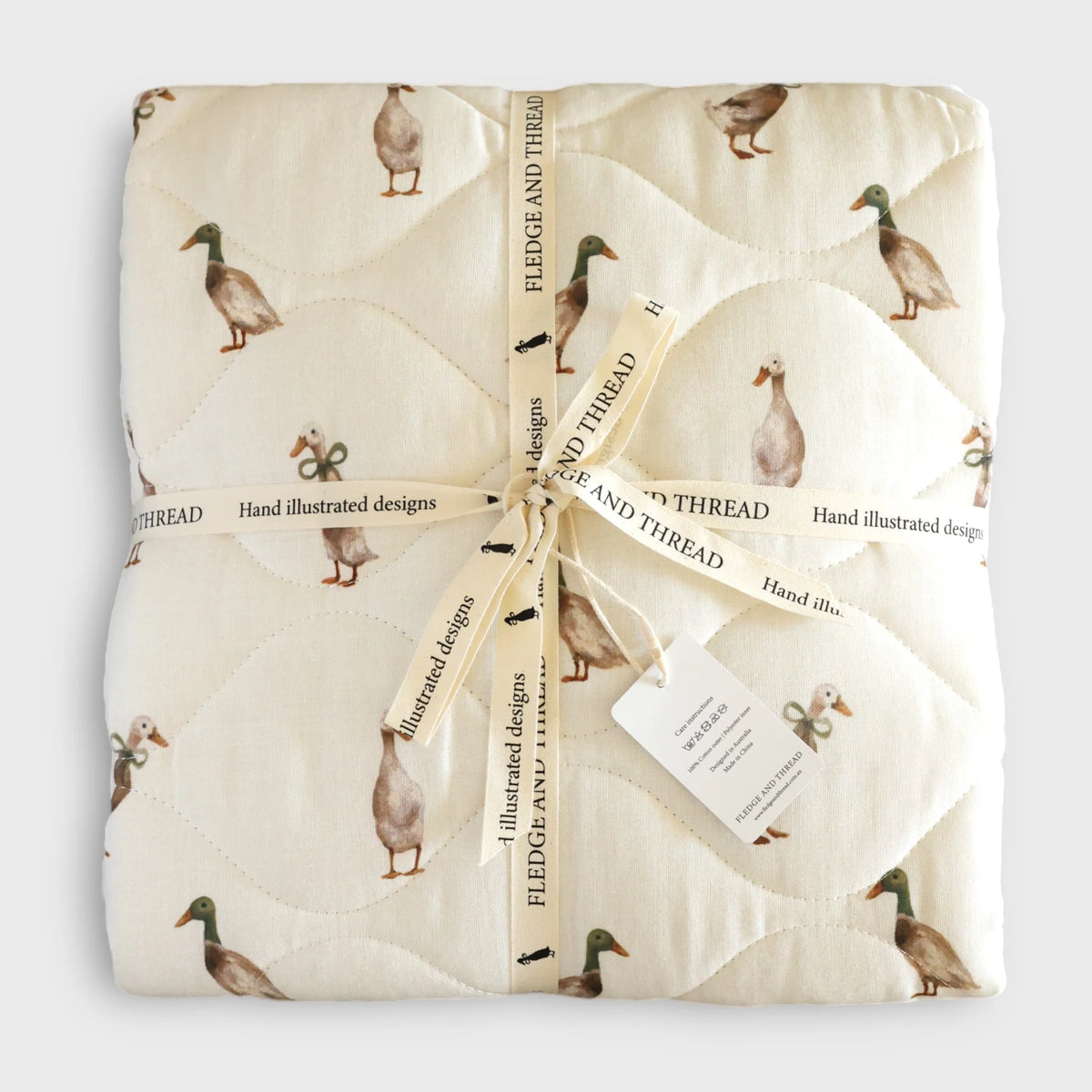 Duck quilted muslin baby blanket with hand-illustrated print