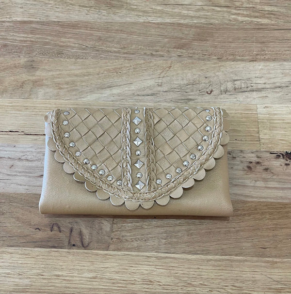 Mahiya Avabella Clutch